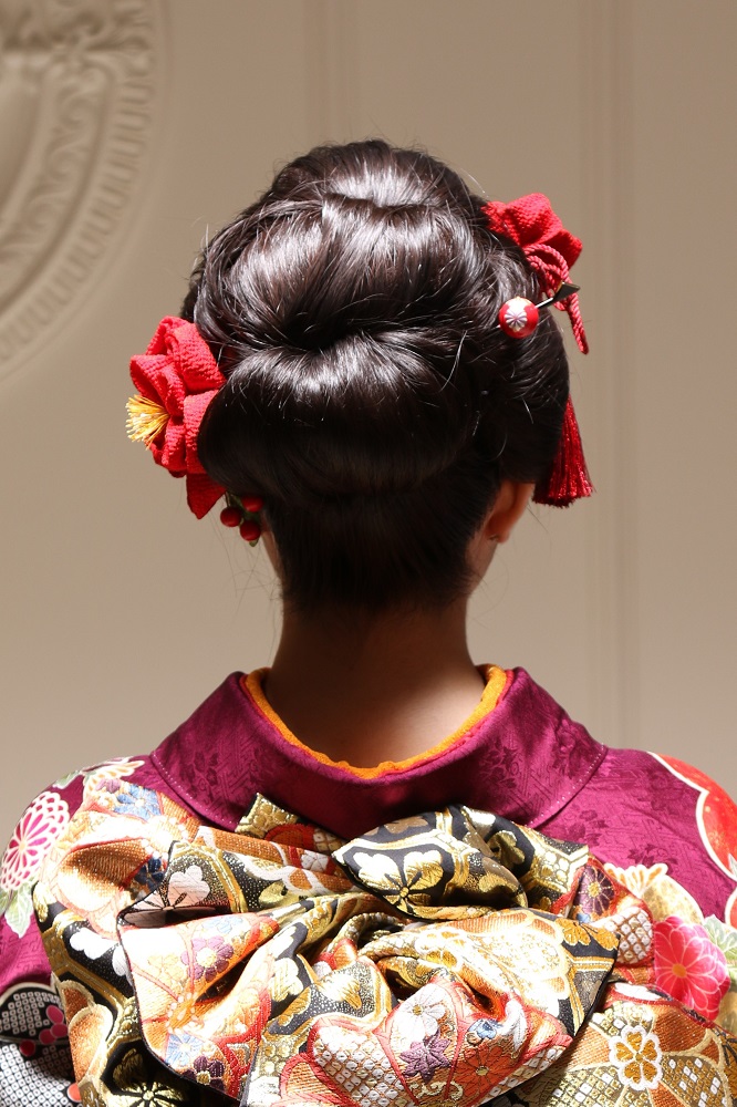 髪飾りの準備はできていますか 成人式 振袖に合う髪飾りの選び方 なかの座からのお知らせ