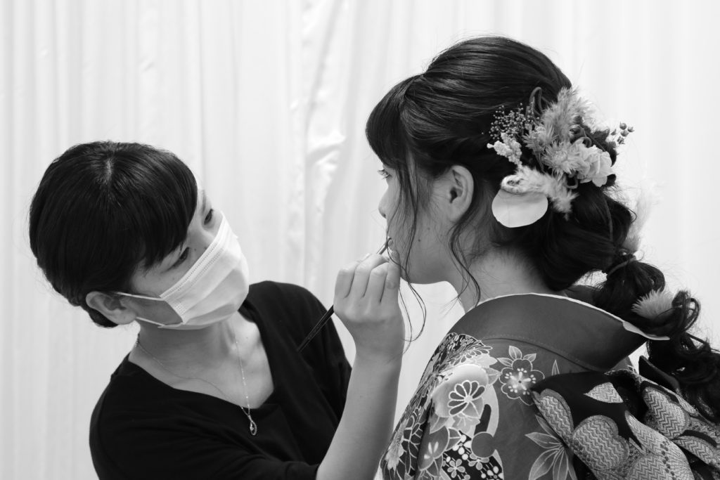 振袖の着付けって 時間はどのくらいかかるの なかの座からのお知らせ