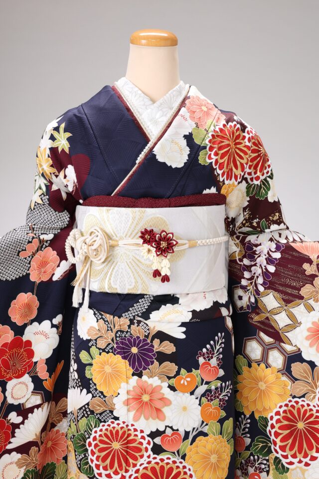 青い振袖
